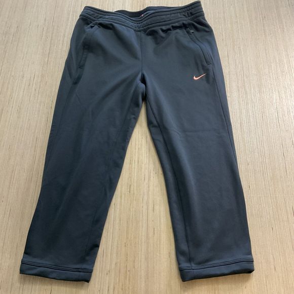 Nike Gray Small Capri Pants Dri Fit Zipper Side Pockets Womens Workout Exercise - Picture 1 of 7